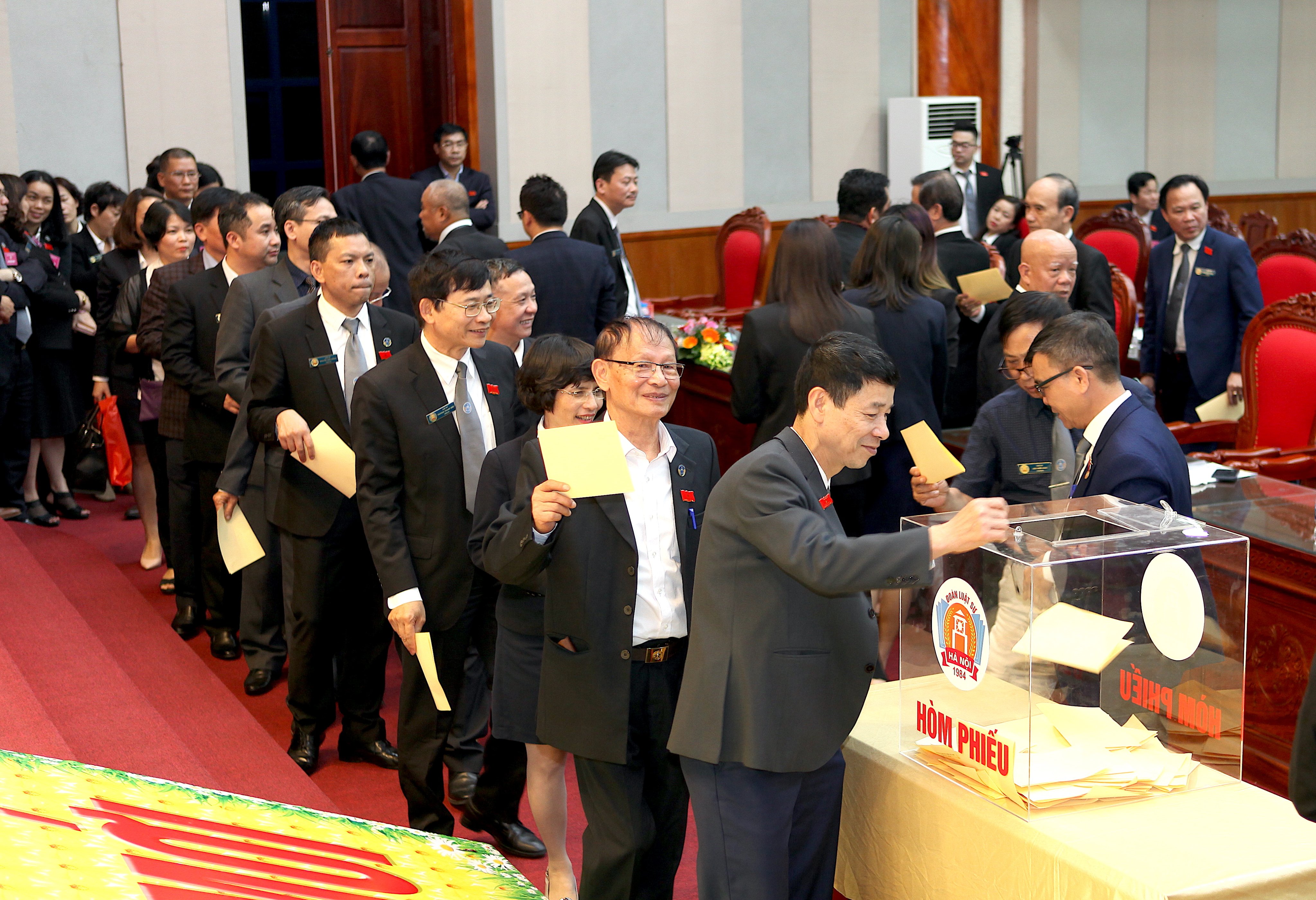 806780a8bc734e2d1762