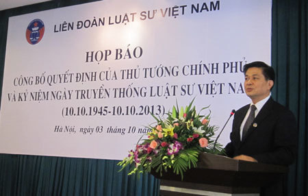 09AAAA04 6CF9 43FC 951A F515A7C7FBEF