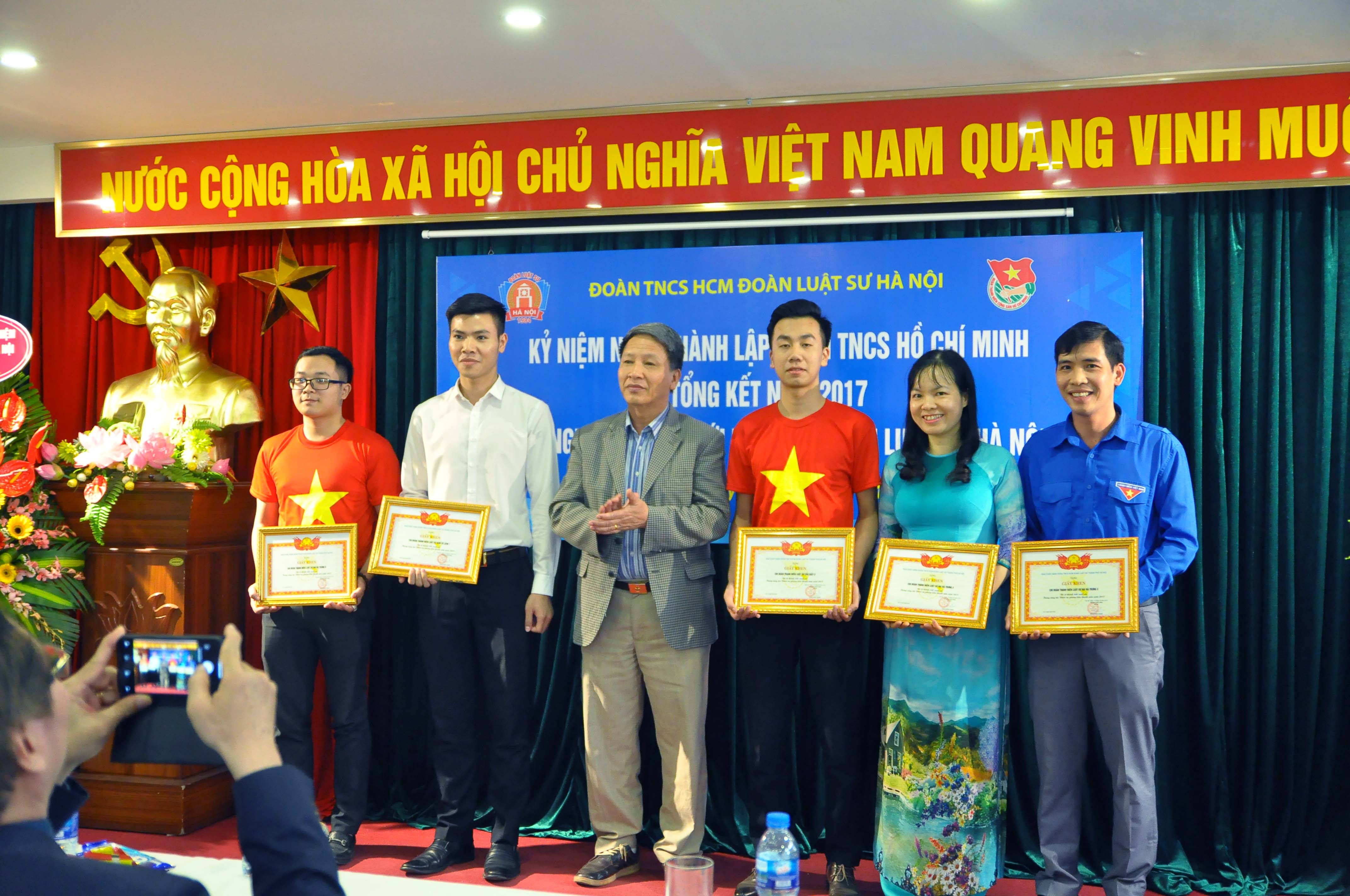 anh doan thanh nien 26 03 2018 3