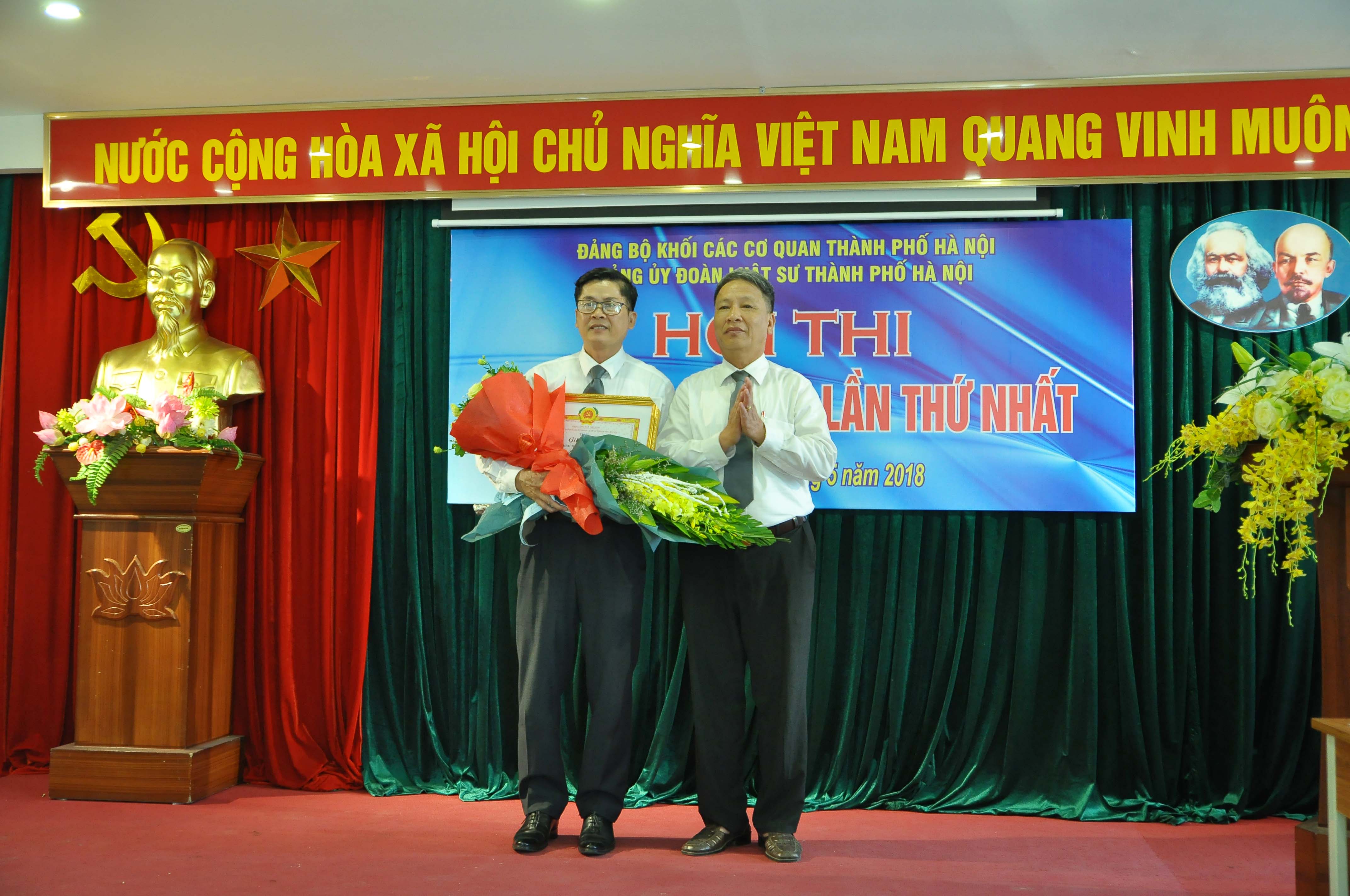 hoi thi bi thu chi bo gioi 2018 7